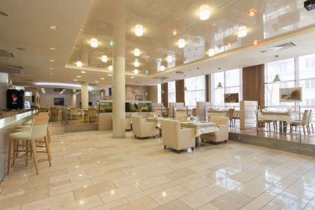 Отель «HolidayHall Samara» / «ХолидейХолл Самара»