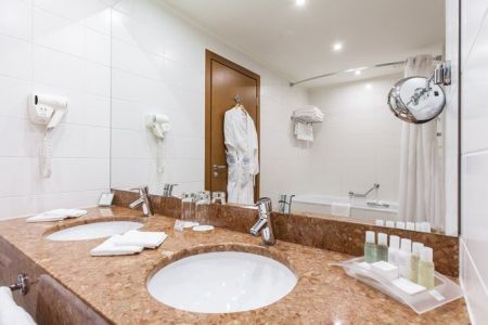 Отель «HolidayHall Samara» / «ХолидейХолл Самара»