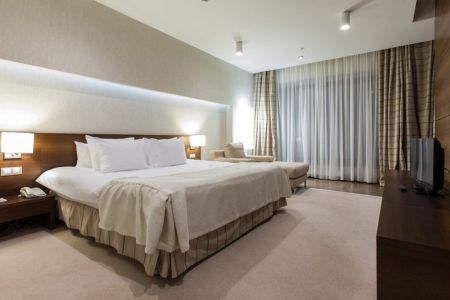 Отель «HolidayHall Samara» / «ХолидейХолл Самара»