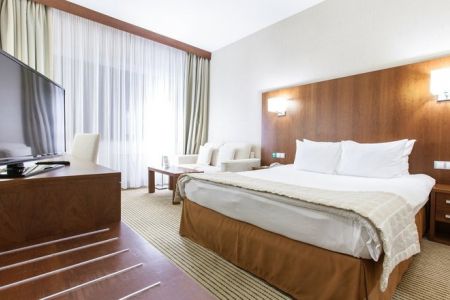 Отель «HolidayHall Samara» / «ХолидейХолл Самара»