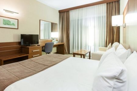 Отель «HolidayHall Samara» / «ХолидейХолл Самара»