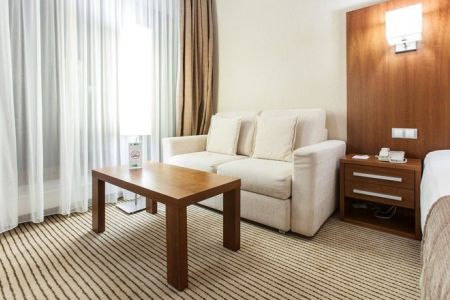 Отель «HolidayHall Samara» / «ХолидейХолл Самара»
