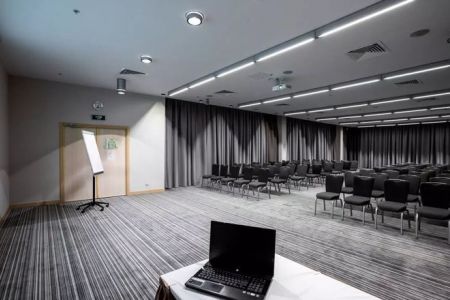 Отель «HolidayHall Samara» / «ХолидейХолл Самара»