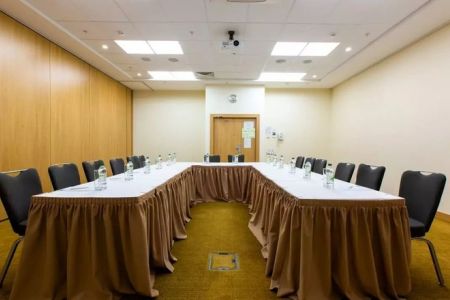 Отель «HolidayHall Samara» / «ХолидейХолл Самара»